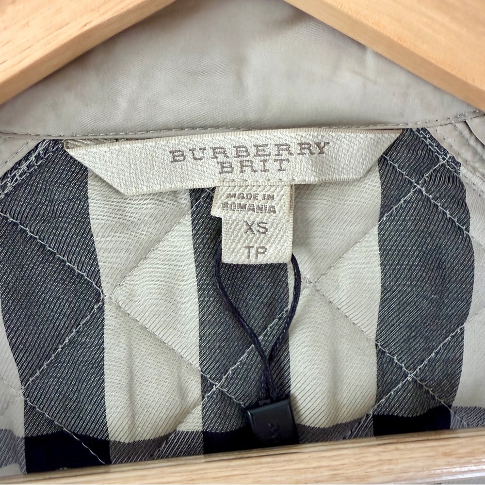 BURBERRY BRIT | Beige Tan Quilted Belted Jacket Gold Hardware XS - Picture 10 of 13